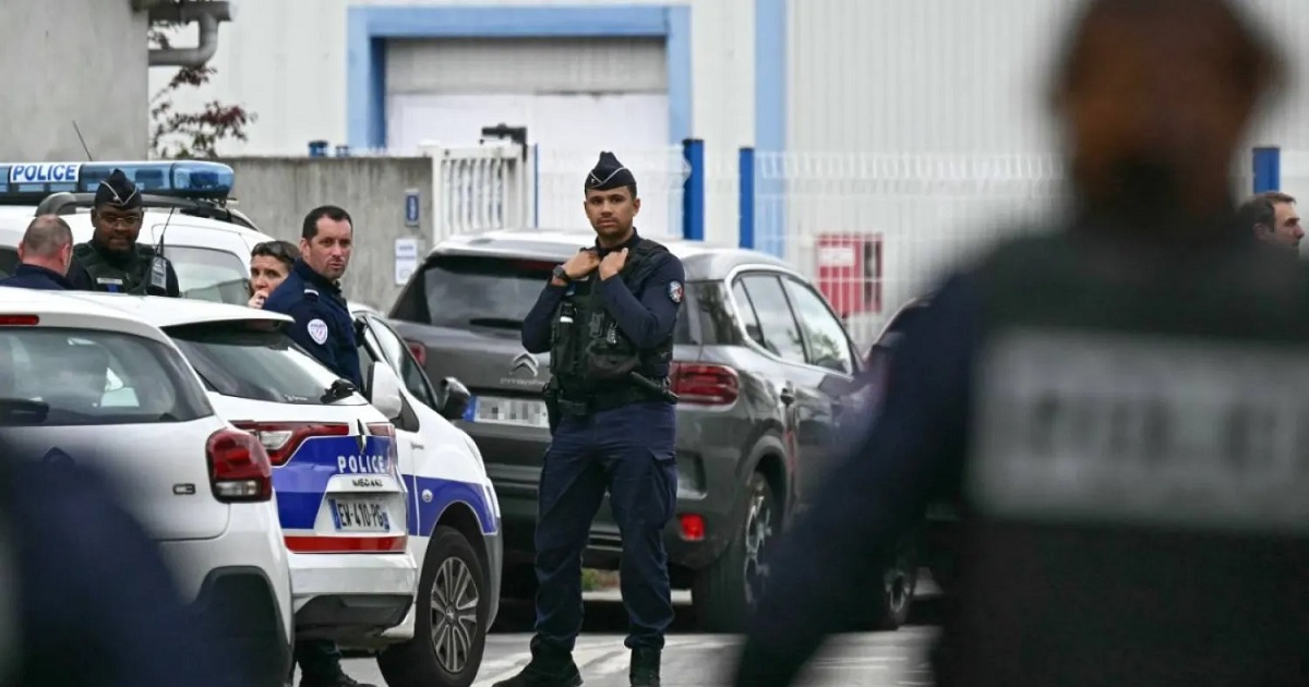 مرتكب جريمة القتل بمسجد في فرنسا يسلم نفسه للشرطة بإيطاليا